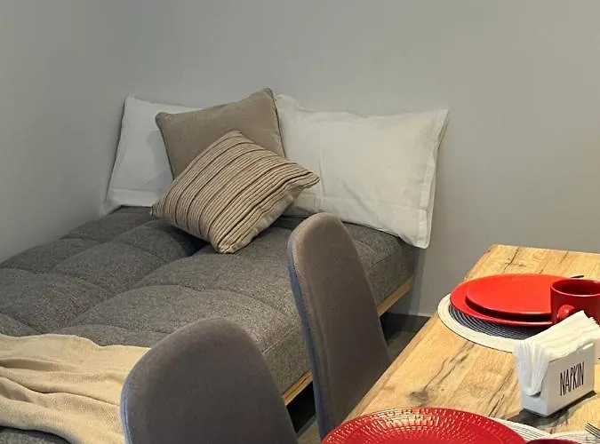 Modern & Cozy Koróni